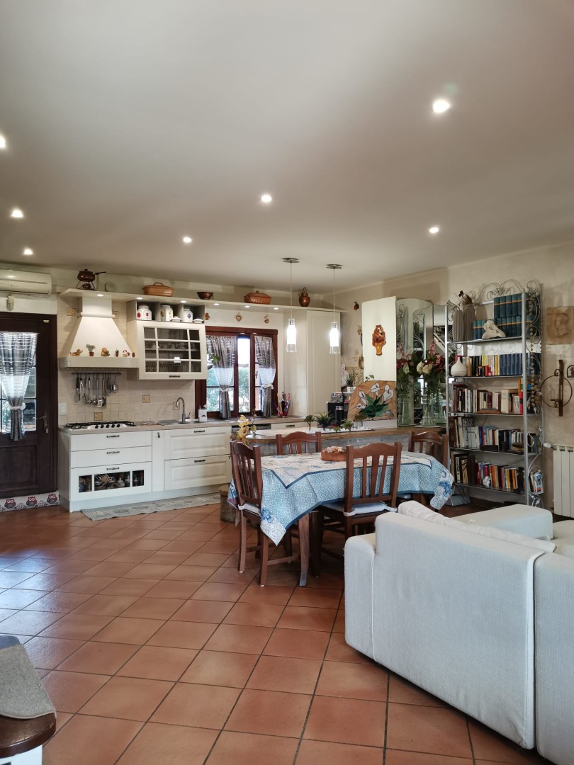 9562-torre-del-lago-mare-viareggio-vendita-villa