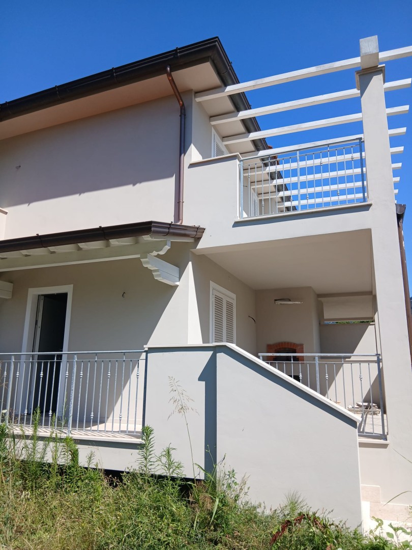 25979-capezzano-camaiore-vendita-in-quadrifamiliare