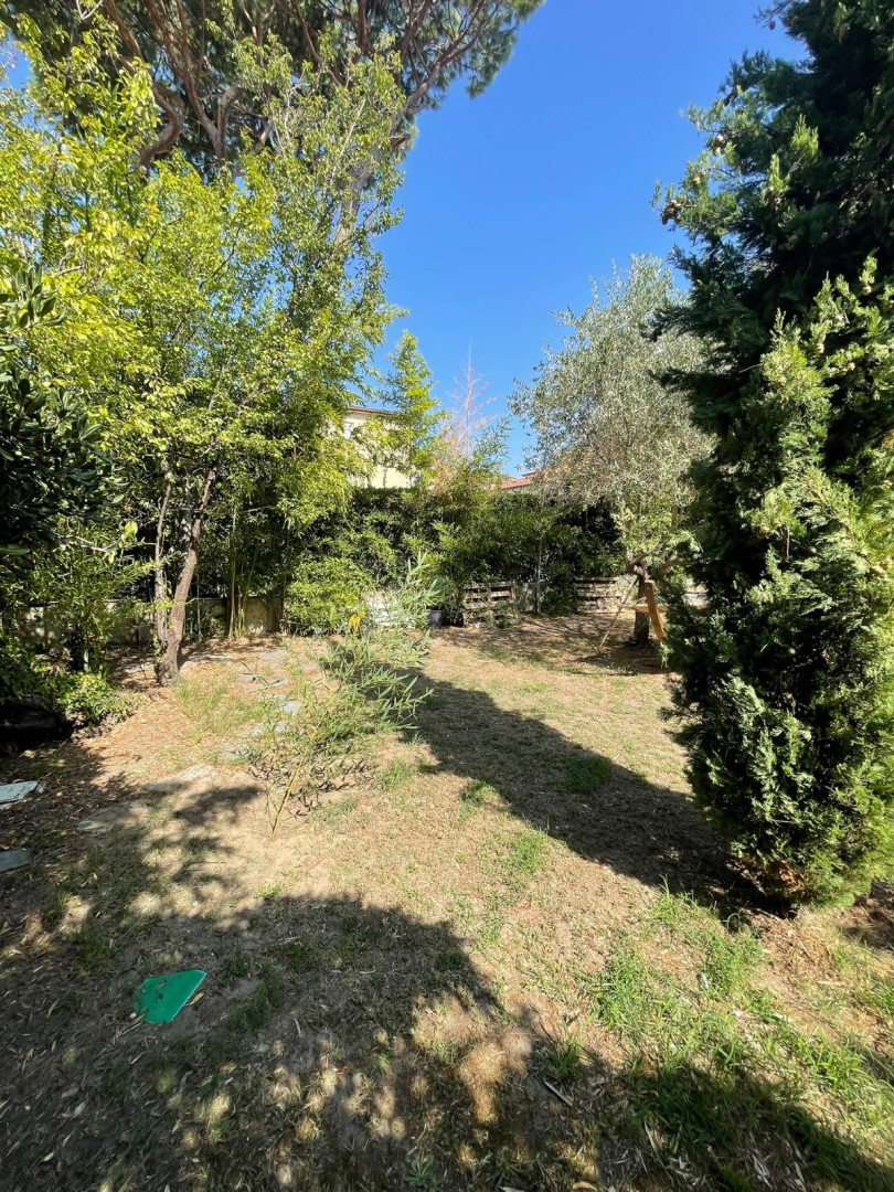25984-lido-di-camaiore-camaiore-vendita-villa